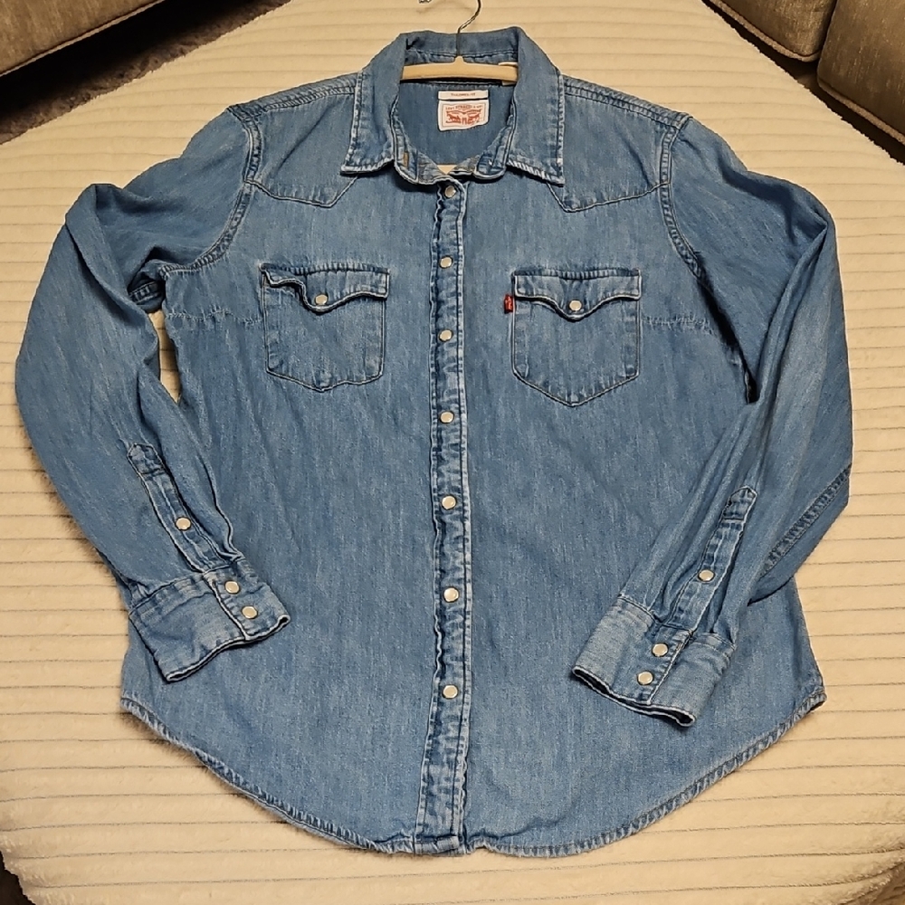 Levi's Light Blue Casual Button Down Shirt